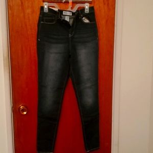 NEW Mudd size 11 jegging